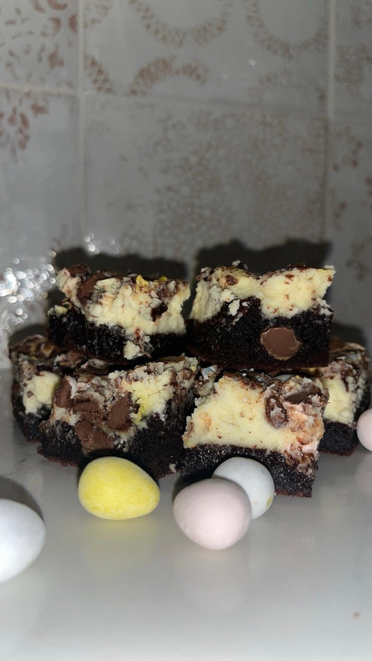 Mini Egg Cheesecake Brownies