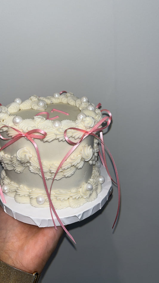 Vintage Heart Cake